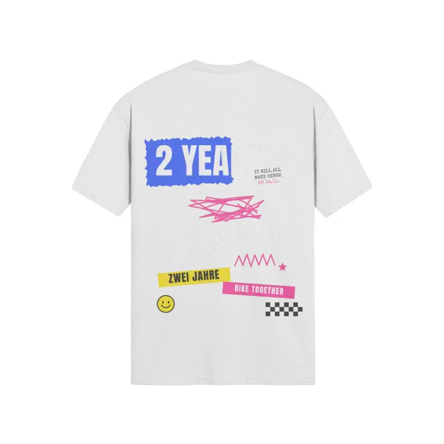 Grunge-Zine auf T-Shirt, Rückseite